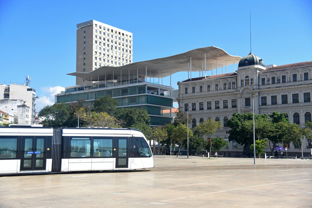 50162635133 417525b26c k